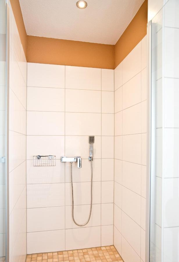 וארן Ferienwohnung Familie Leinweber מראה חיצוני תמונה